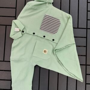 IMPORTED CRUSH FABRIC DOWNSHOULDER 3/4 SLEEV PARROT SHIRT